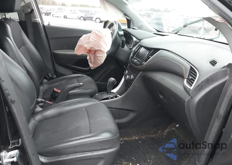 2022 Chevrolet Trax Fwd Lt z USA, uszkodzony, nr VIN KL7CJLSM0NB513186